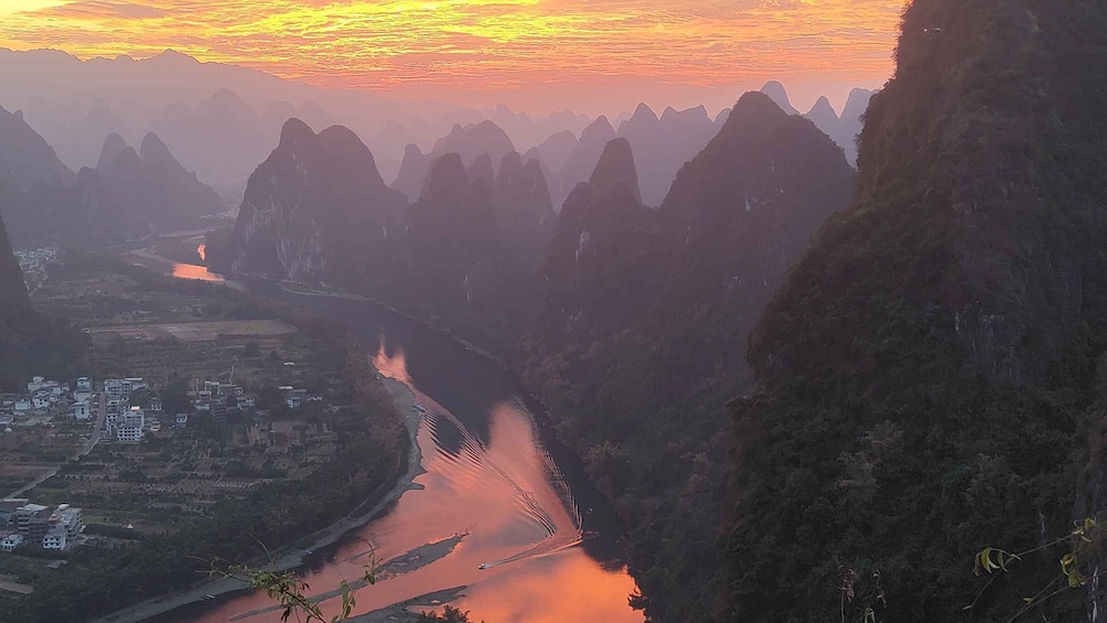 Picture 15 for Activity Full/Half-Day Yangshuo Xianggong Hill Sunrise Private Tour