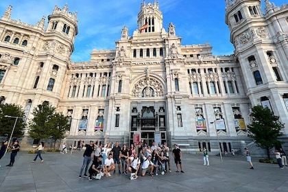 Madrid Walking Tour from Puerta del Sol to Retiro Park