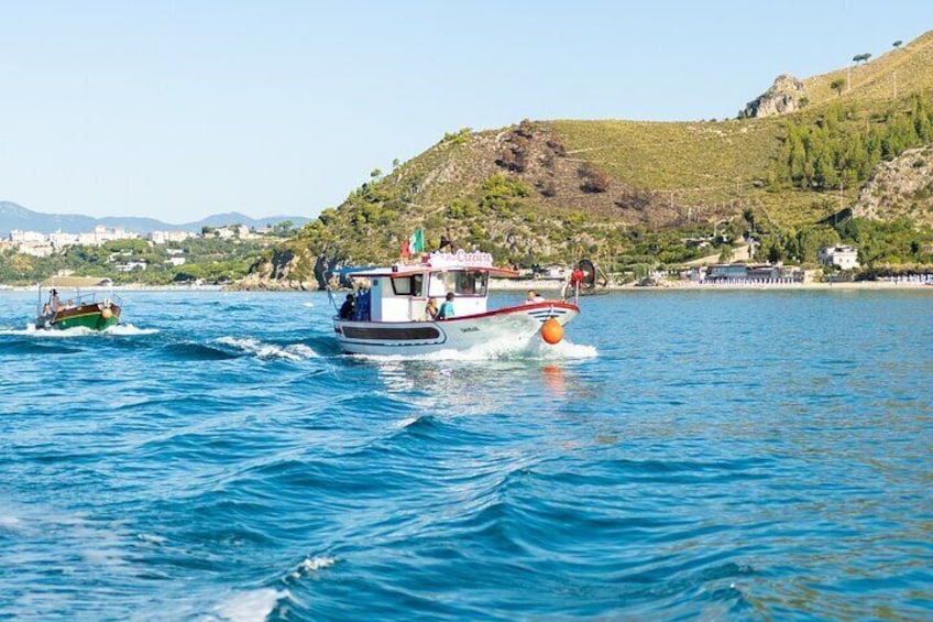 VIP Private Day Boat Trip to Gaeta and Sperlonga