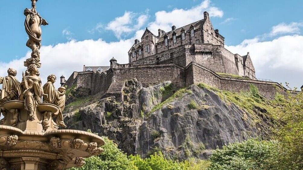 Harry Potter Tour & Edinburgh Castle Visit