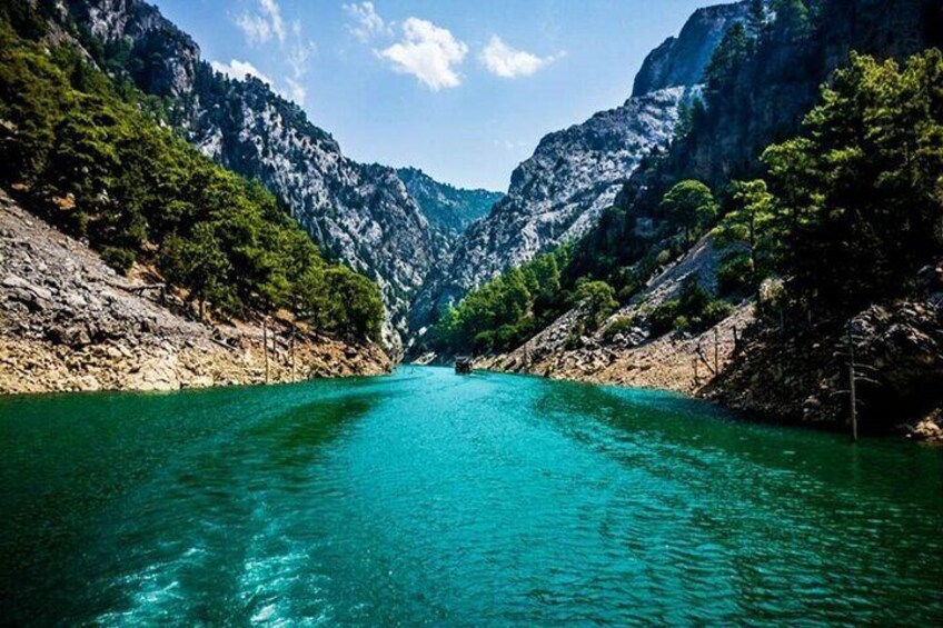 Alanya Green Canyon Boat Trip With Unlimited Drinks and Lunch