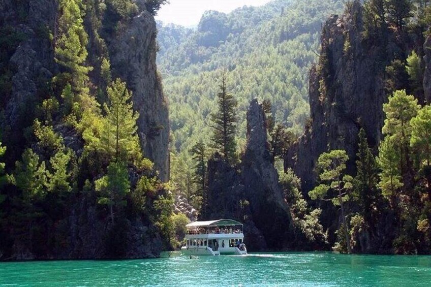 Alanya Green Canyon Boat Trip With Unlimited Drinks and Lunch