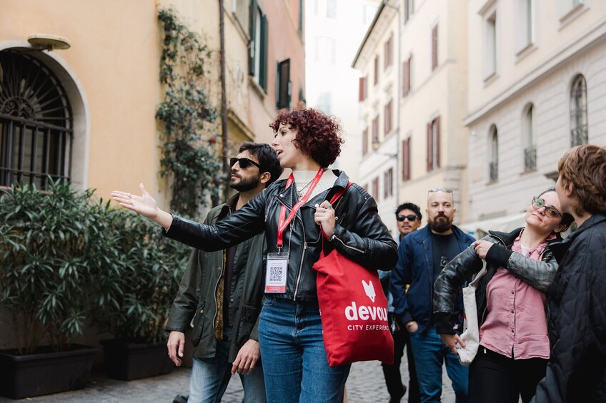 Rome Jewish Quarter & Trastevere Food Tour with Rooftop