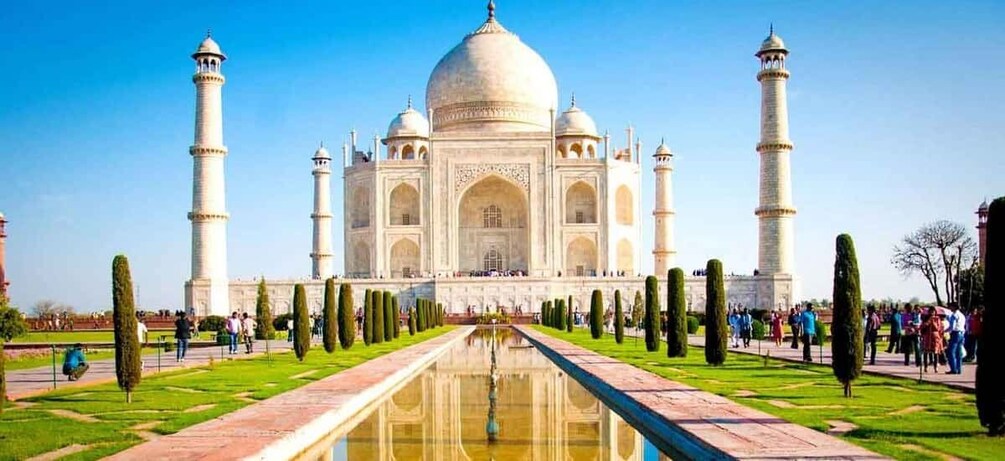 Delhi: All-Inclusive Taj Mahal & Agra Day Trip by Train