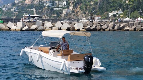 Vanuit Sorrento: Hele dag Capri privé boottocht met drankjes