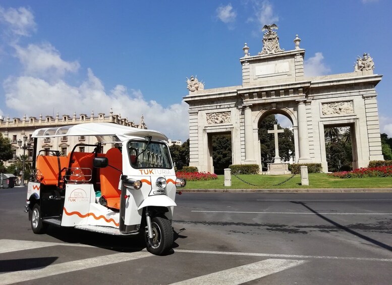 Valencia: Tuk Tuk City Tour