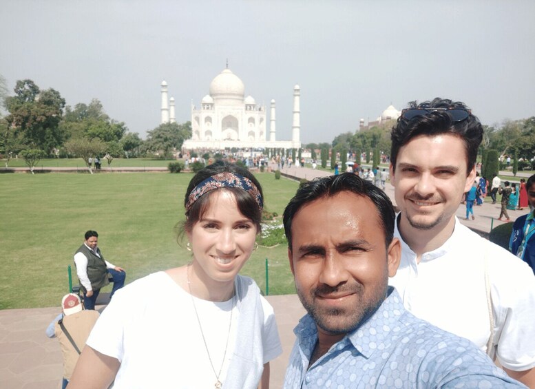 Picture 9 for Activity Agra: City Tour with Taj Mahal, Mausoleum, & Agra Fort Visit