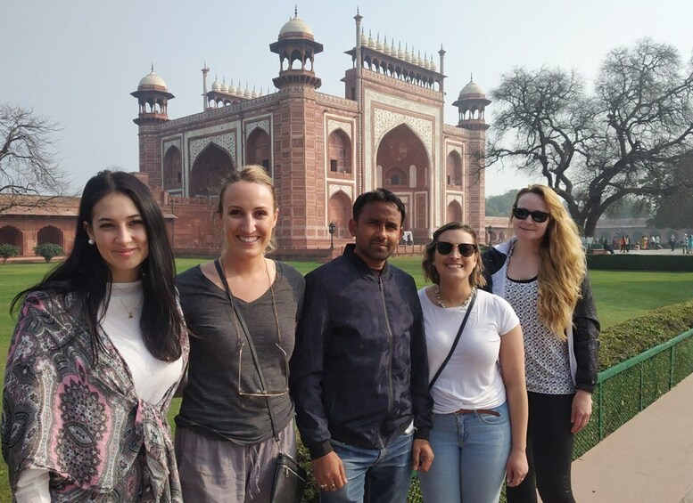 Picture 4 for Activity Agra: City Tour with Taj Mahal, Mausoleum, & Agra Fort Visit