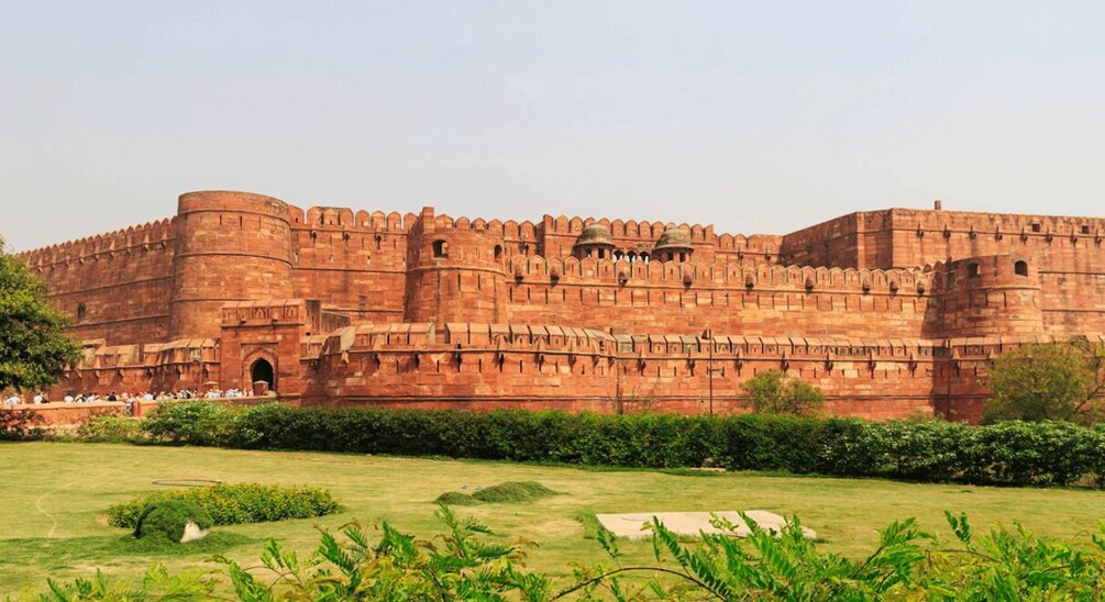 Picture 2 for Activity Agra: City Tour with Taj Mahal, Mausoleum, & Agra Fort Visit