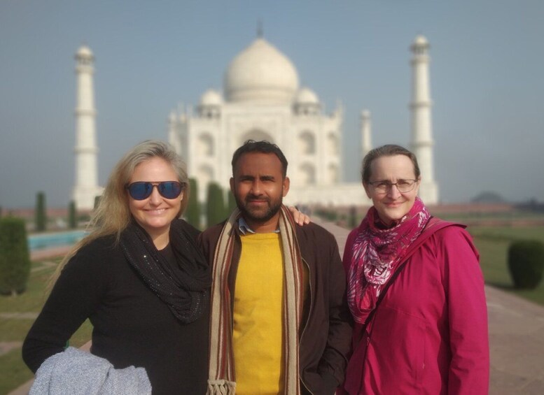 Picture 6 for Activity Agra: City Tour with Taj Mahal, Mausoleum, & Agra Fort Visit