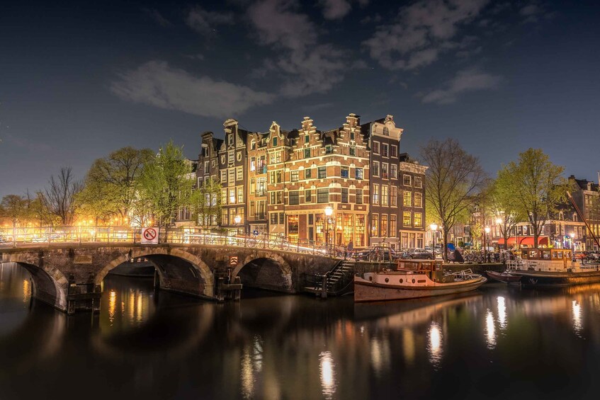 Picture 3 for Activity Amsterdam: Evening Guided Cruise with Bar on Board