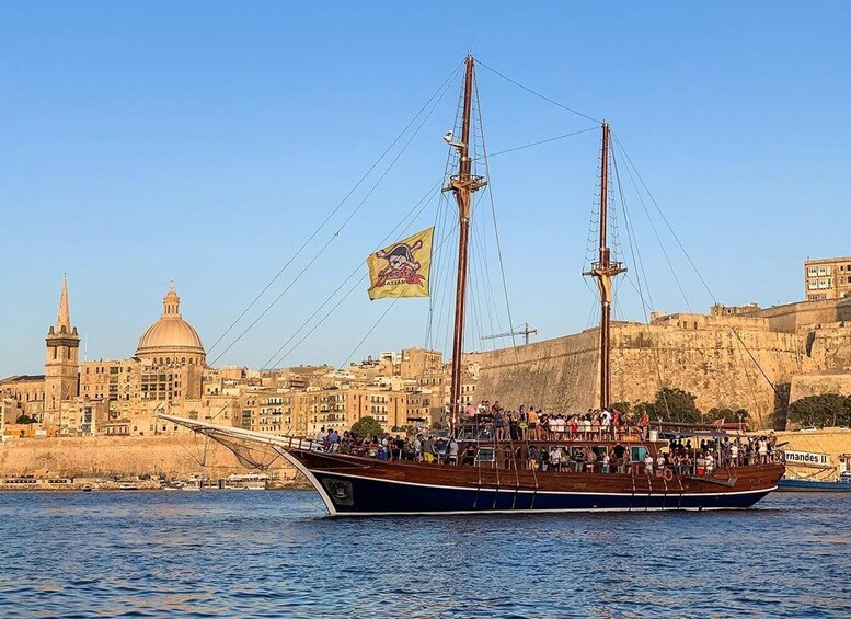 Malta: Lazy Pirate Boat Party with Drinks & Food