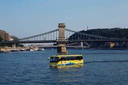 Budapest: Floating Bus Tour by Land and Water