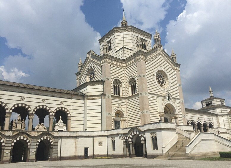 Picture 3 for Activity The Monumental Cemetery of Milan Guided Experience