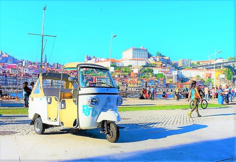 Picture 6 for Activity Porto: Guided Historical Center Tuk Tuk Tour