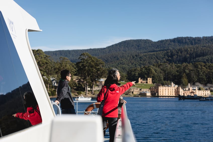 Port Arthur full-day Guided Tour with Harbour Cruise