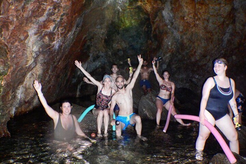 RINA CAVE
