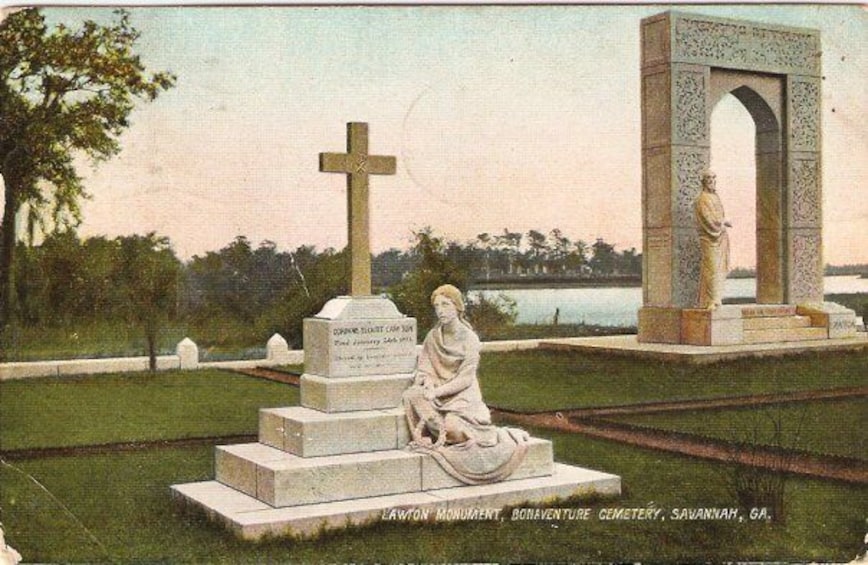 Picture 4 for Activity Savannah: Bonaventure Cemetery with Shannon Scott