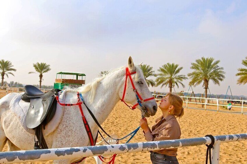 Dubai Sunrise Hot Air Balloon Adventure Breakfast and Camel Show