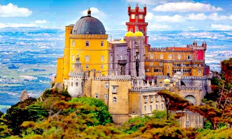 Lissabon: Sintra, Pena Palace, Quinta Regaleira, Cascais Tour: Sintra, Pena...