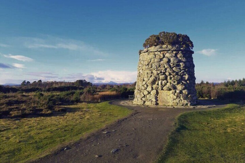 Private Tour to Loch Ness Culloden Battlefield Clava and Cawdor