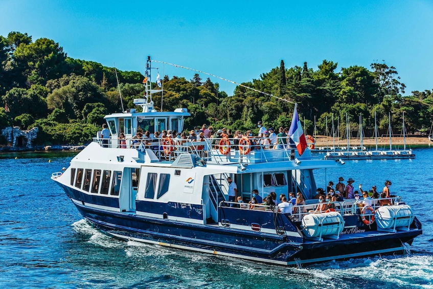 Picture 3 for Activity From Nice: Round-Trip Transportation to Saint Tropez by Boat