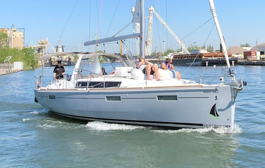Picture 6 for Activity Toronto: Sailing Yacht Cruise of Toronto Harbor and Islands