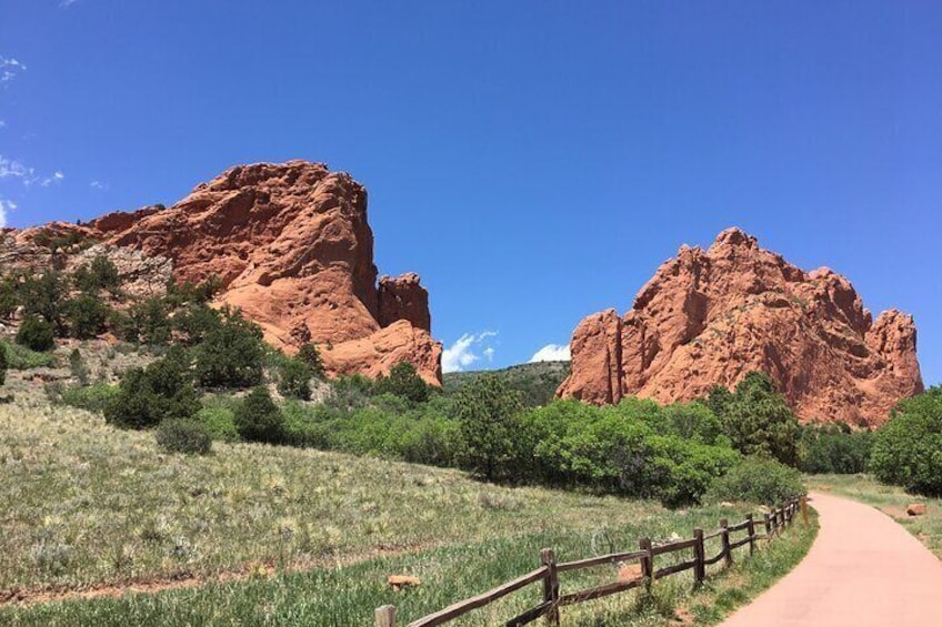 Private Garden of the Gods & Manitou Springs 6 Hour Driving Tour