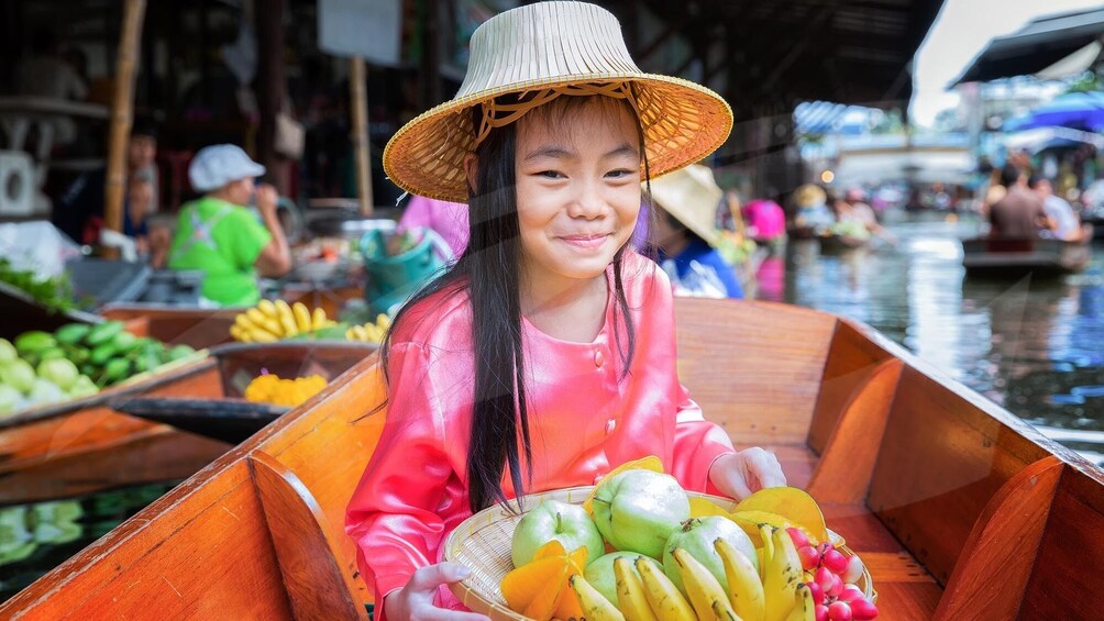 Private Floating Market Tour with Long-Tail Speedboat Ride