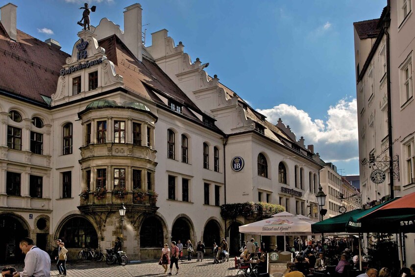 Picture 1 for Activity Munich: Food Tour Beer- 3 small beers & "Brotzeit" in GERMAN