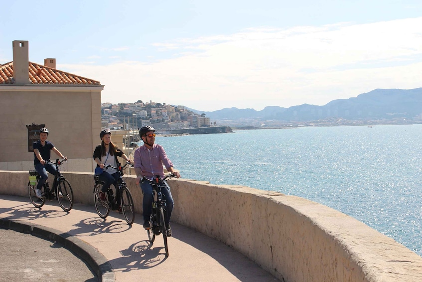 Picture 10 for Activity Marseille: E-bike Virtual Guided Tour