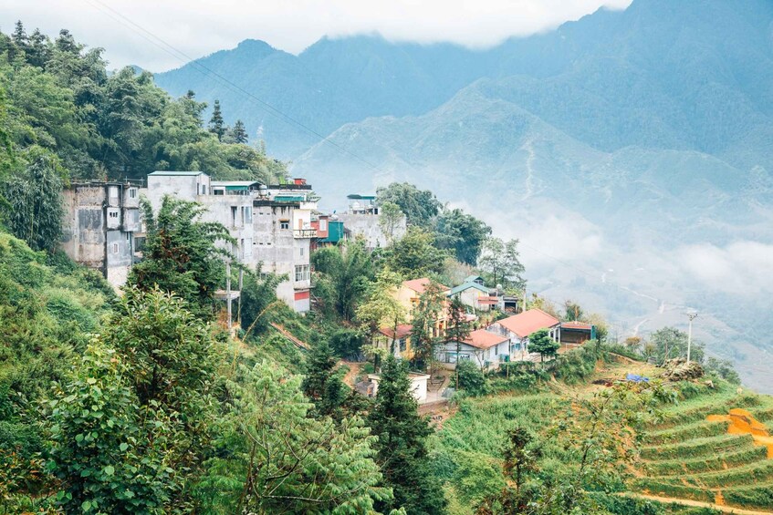 Picture 2 for Activity Sapa: 3-Day, 3-Night Trek and Hotel with Overnight Train