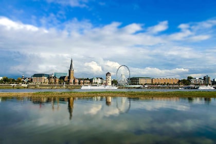 Düsseldorf: Express wandeling met een local in 60 minuten