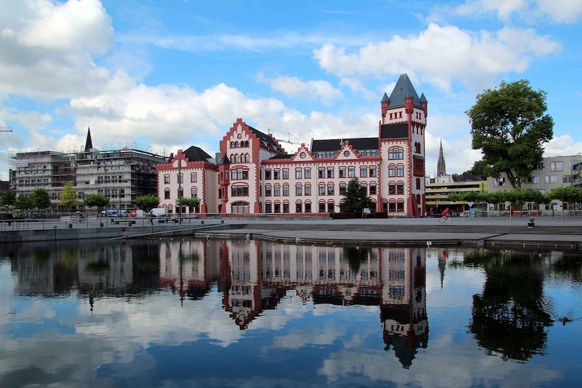 Dortmund: Guided Walking Tour with a Local