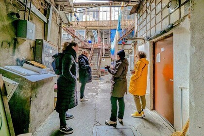 Recorrido a pie alternativo New Tiflis y callejuelas