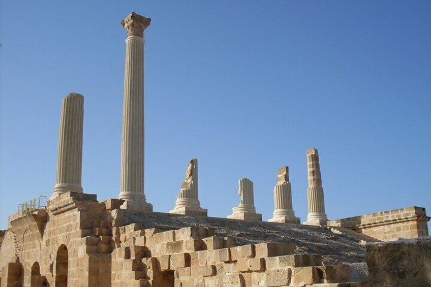 Full Day Uthina and Dougga Tour From Tunis