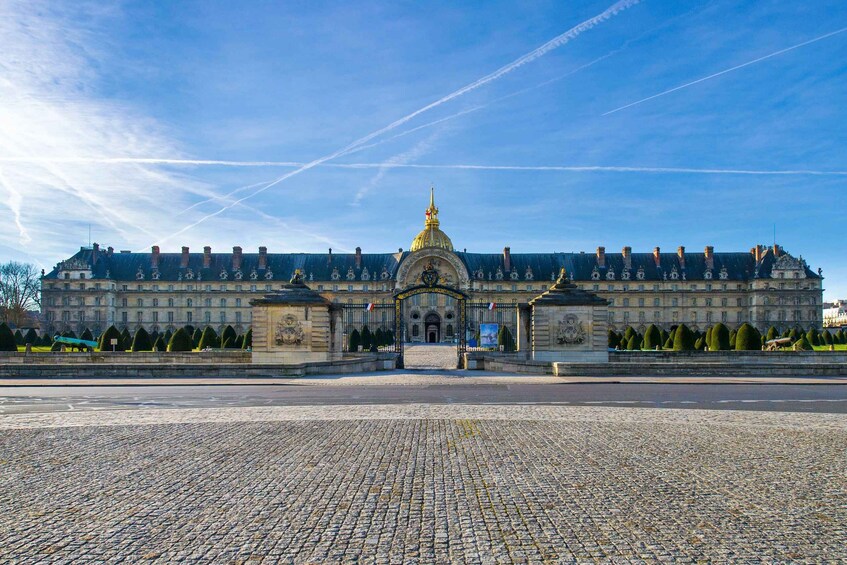 Picture 2 for Activity Les Invalides: Napoleon's Tomb & Army Museum Entry