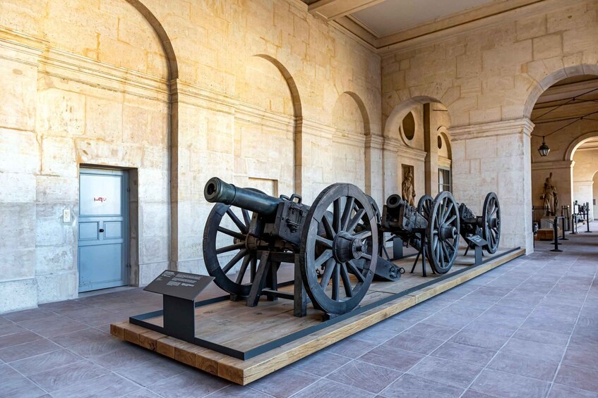 Picture 11 for Activity Les Invalides: Napoleon's Tomb & Army Museum Entry