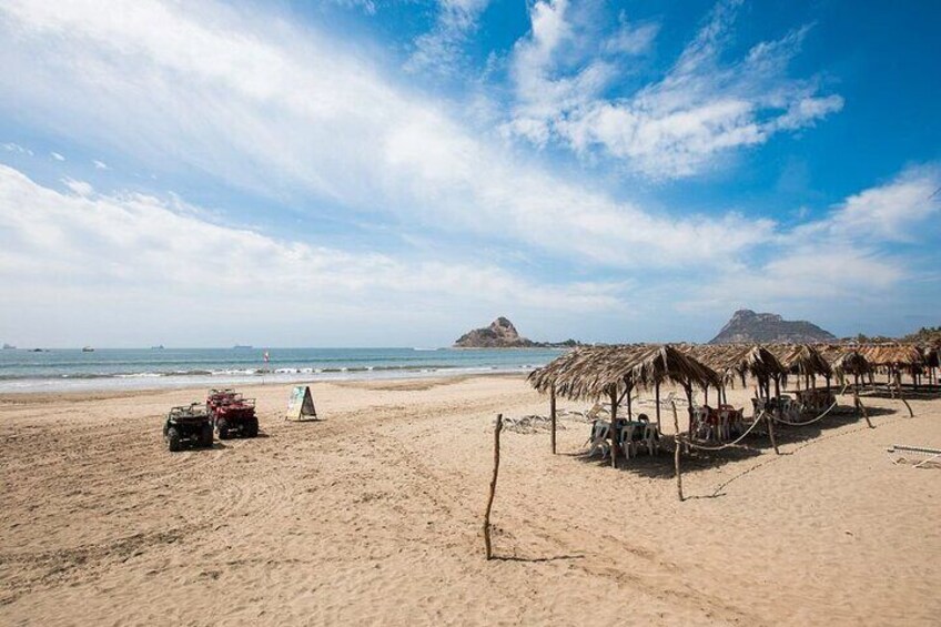 Tour to Stone Island in Mazatlan