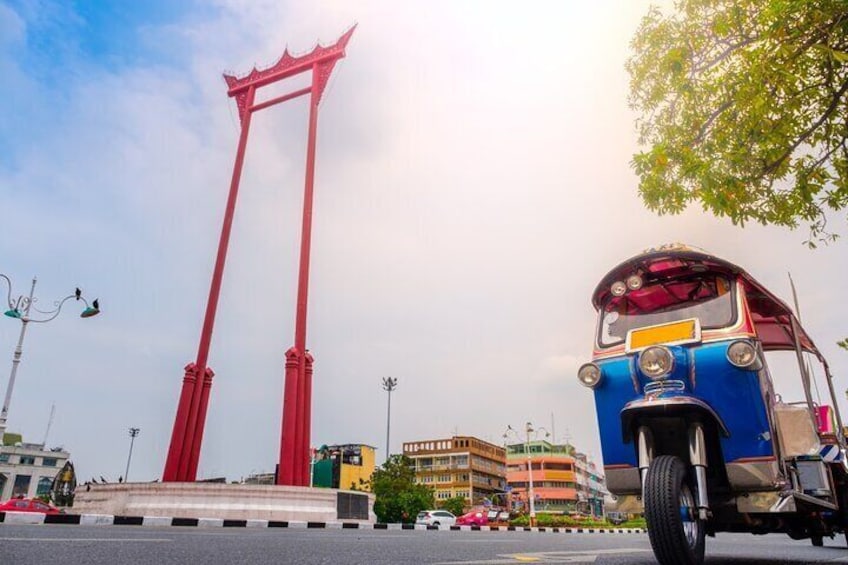 Famous Bangkok Tuk Tuk Tour