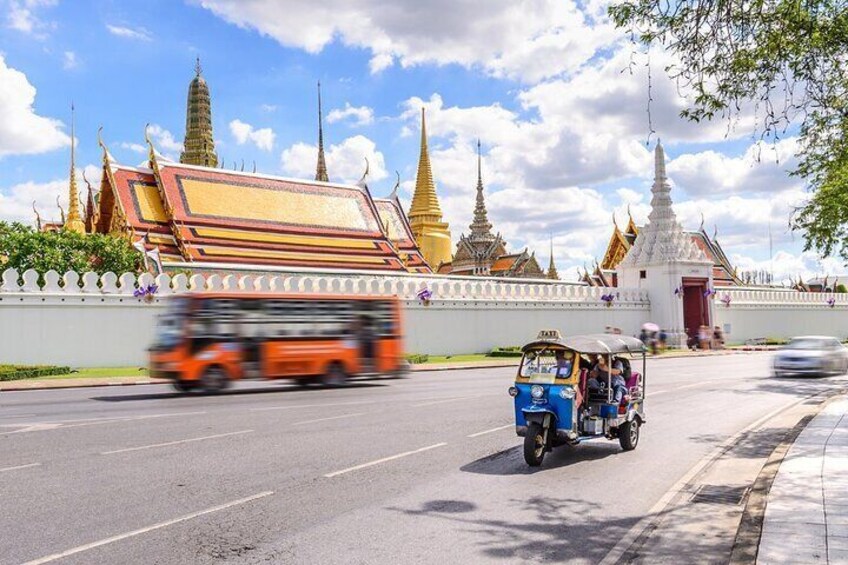Famous Bangkok Tuk Tuk Tour