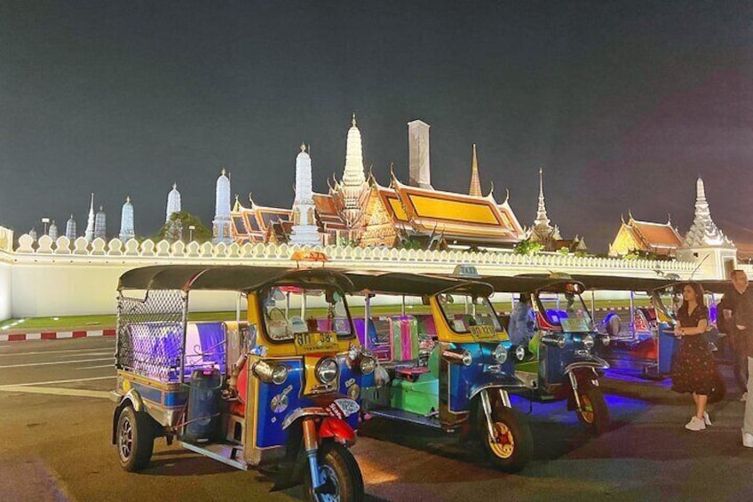 Famous Bangkok Tuk Tuk Tour