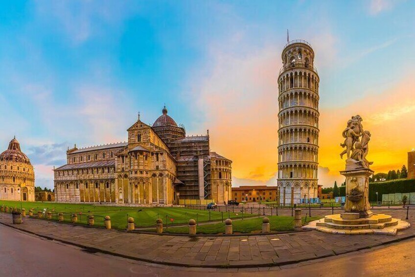 Private Day Tour from Florence to Pisa Siena and San Gimignano