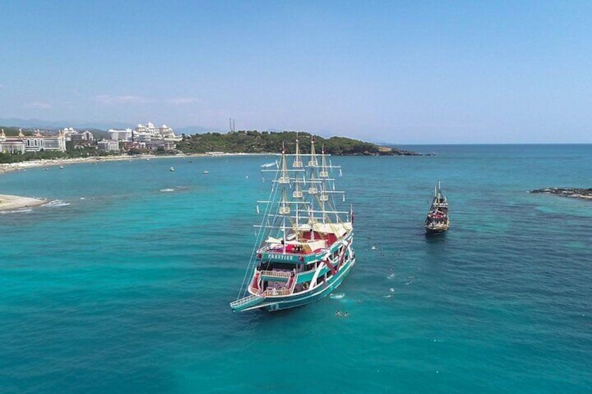 Full Day All Inclusive Boat Ride and Foam Party