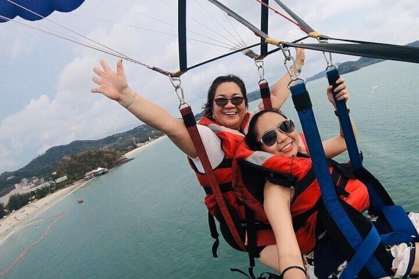 Parasailing in Langkawi