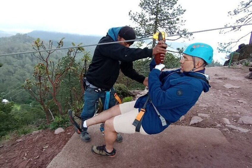 Hiking Cuajimoloyas: Towns and Villages Tour