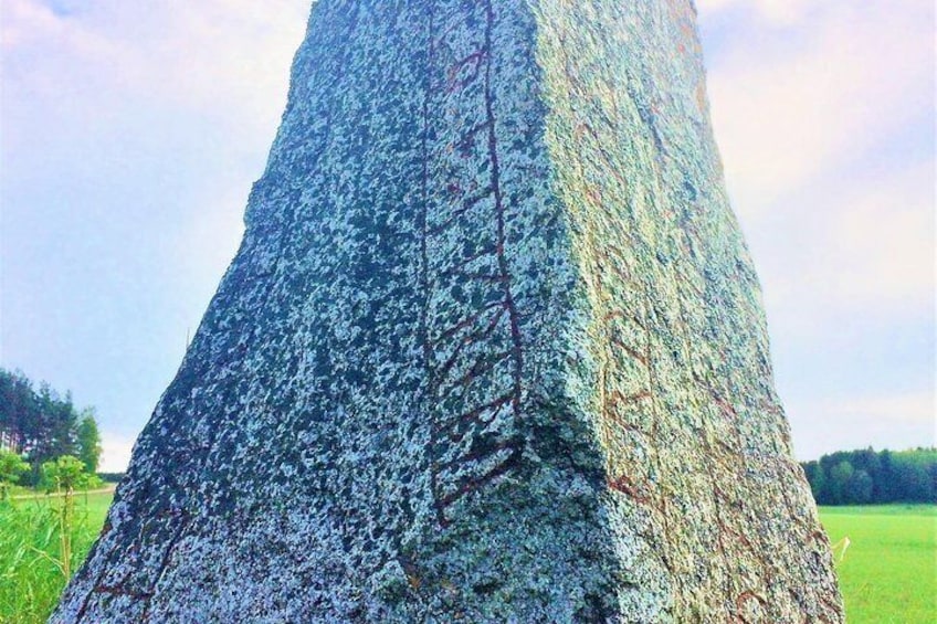 “Torsten and Ragnfrid they raised this stone after Björn in Granby, Kalv's brother. He killed Vigmund. God help his spirit and soul better than he deserves ”.