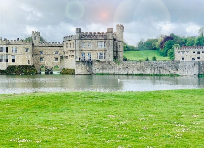 Picture 5 for Activity From Brighton: Leeds Castle & Canterbury Full-Day Trip