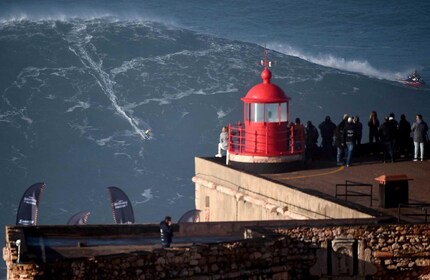 Tour de Nazaré: tradiciones, leyendas y grandes olas