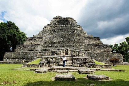 Private Half Day Tour to Chacchoben Beach and Mayan Ruins
